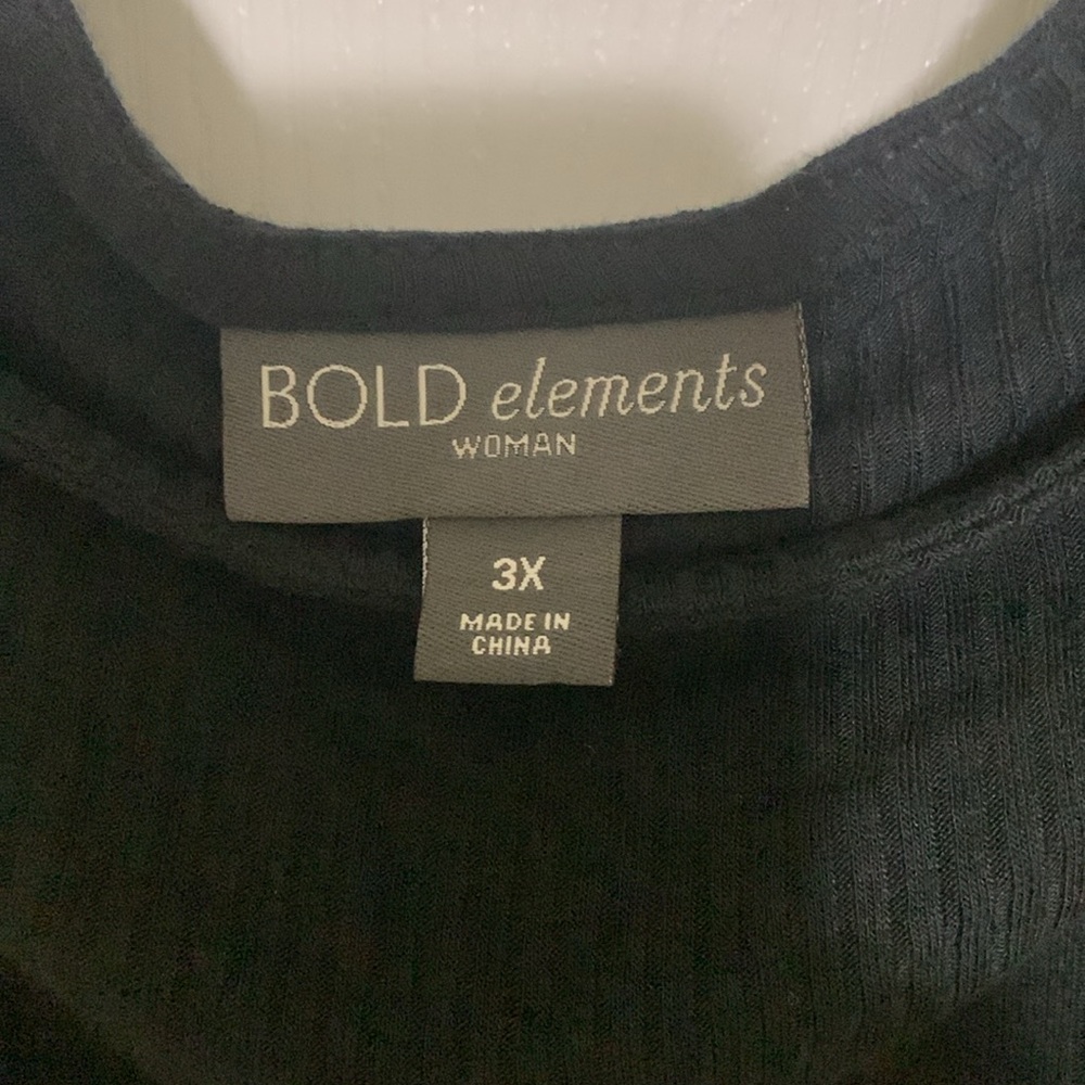 BOLD elements Black Ribbed Top - Picture 2 of 7